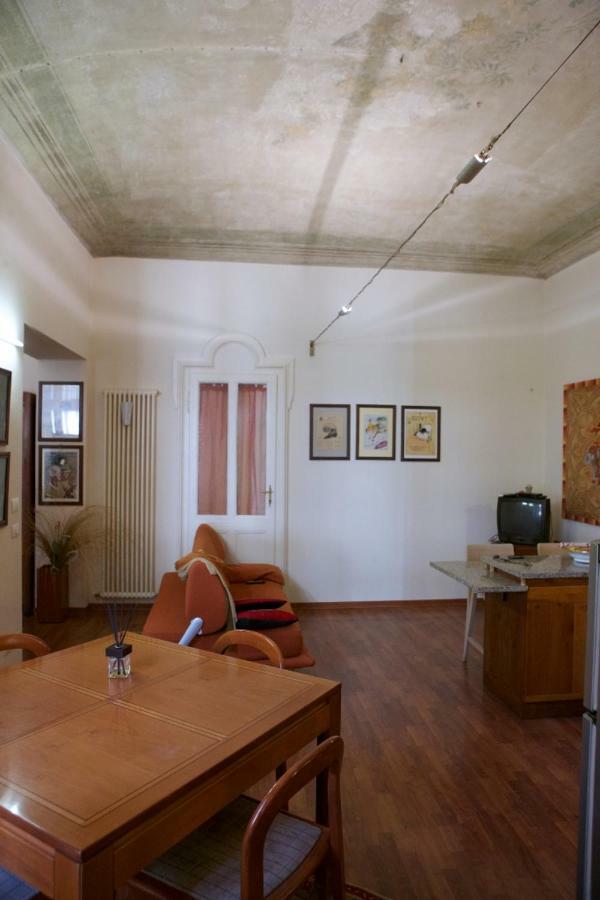 Ferienwohnung Le Corti 2 Alessandria Exterior foto